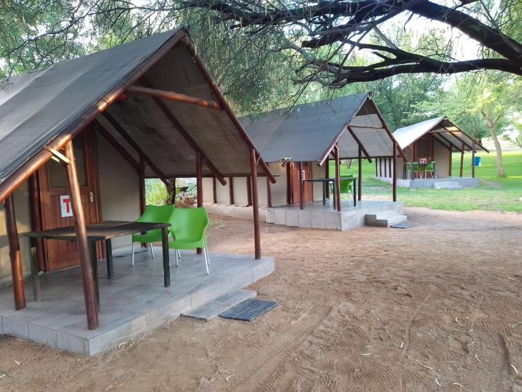 Oranjerus Resort Kanoneiland Luaran gambar