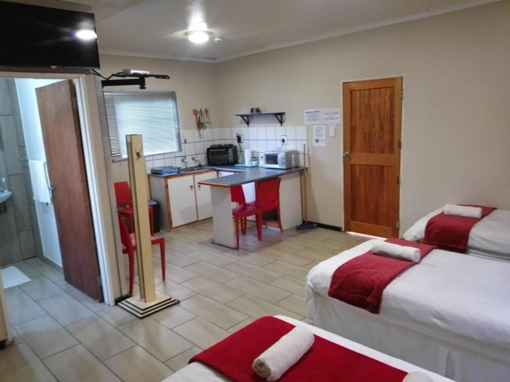 Oranjerus Resort Kanoneiland Luaran gambar